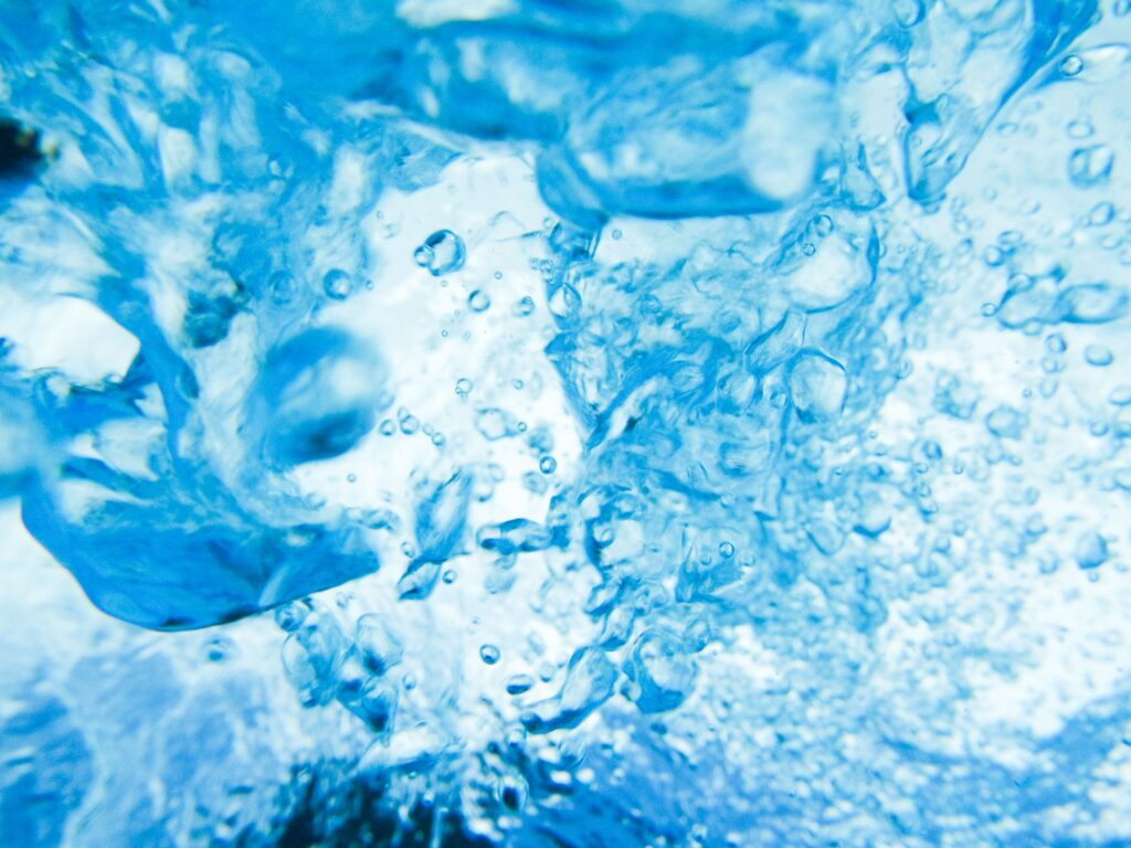 underwater looking up from bottom of pool 2025 01 08 23 23 22 utc 2